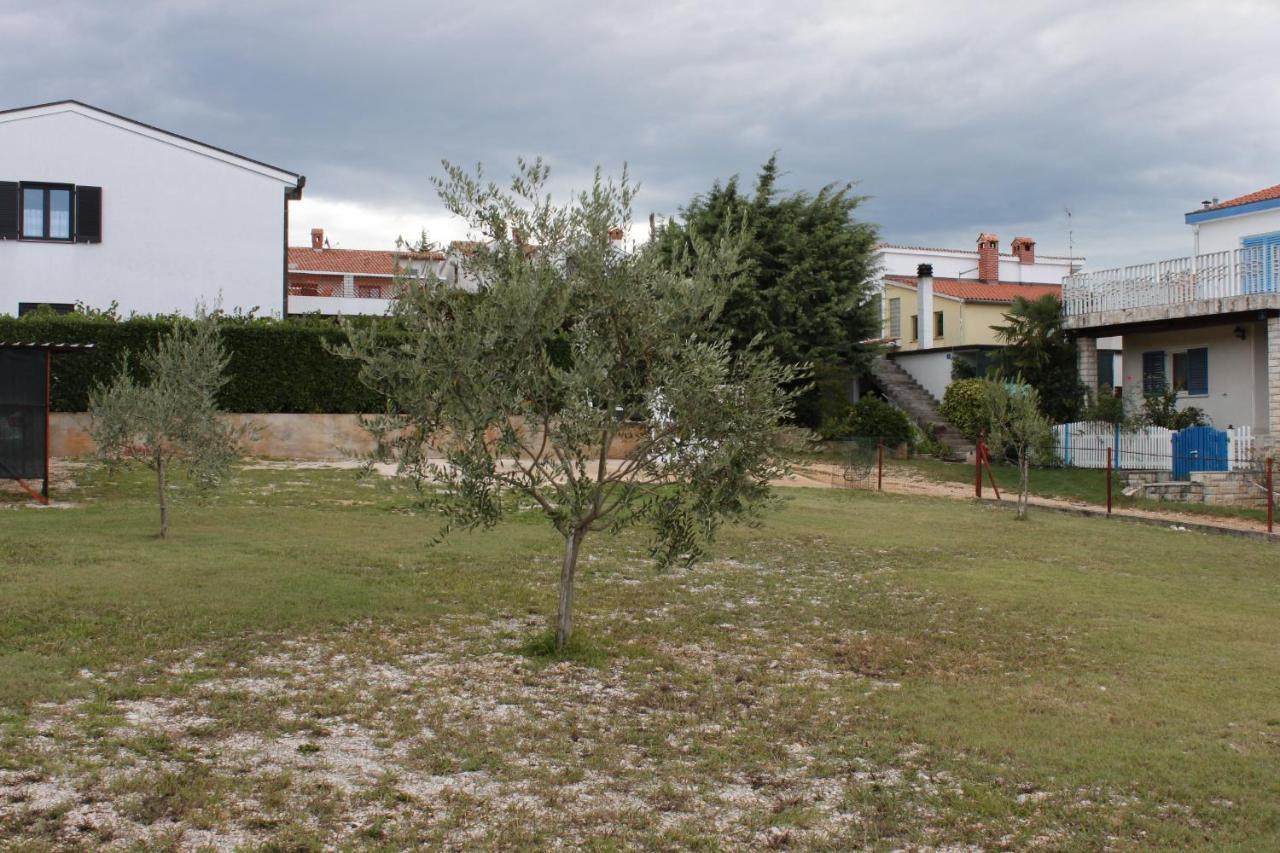 Apartments With A Parking Space Zambratija, Umag - 7059 Extérieur photo